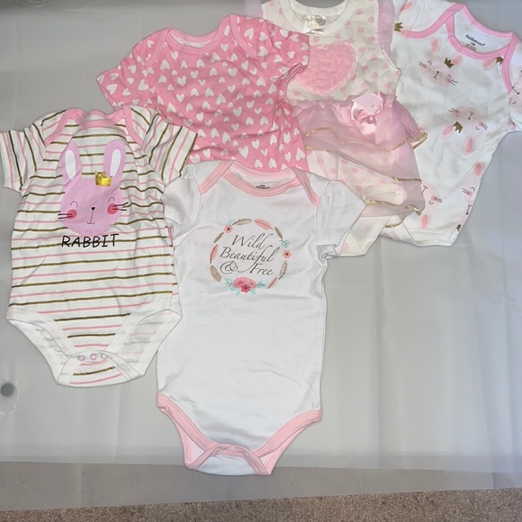 Kiddiezoom and others onesies bundle - Picture 1 of 1